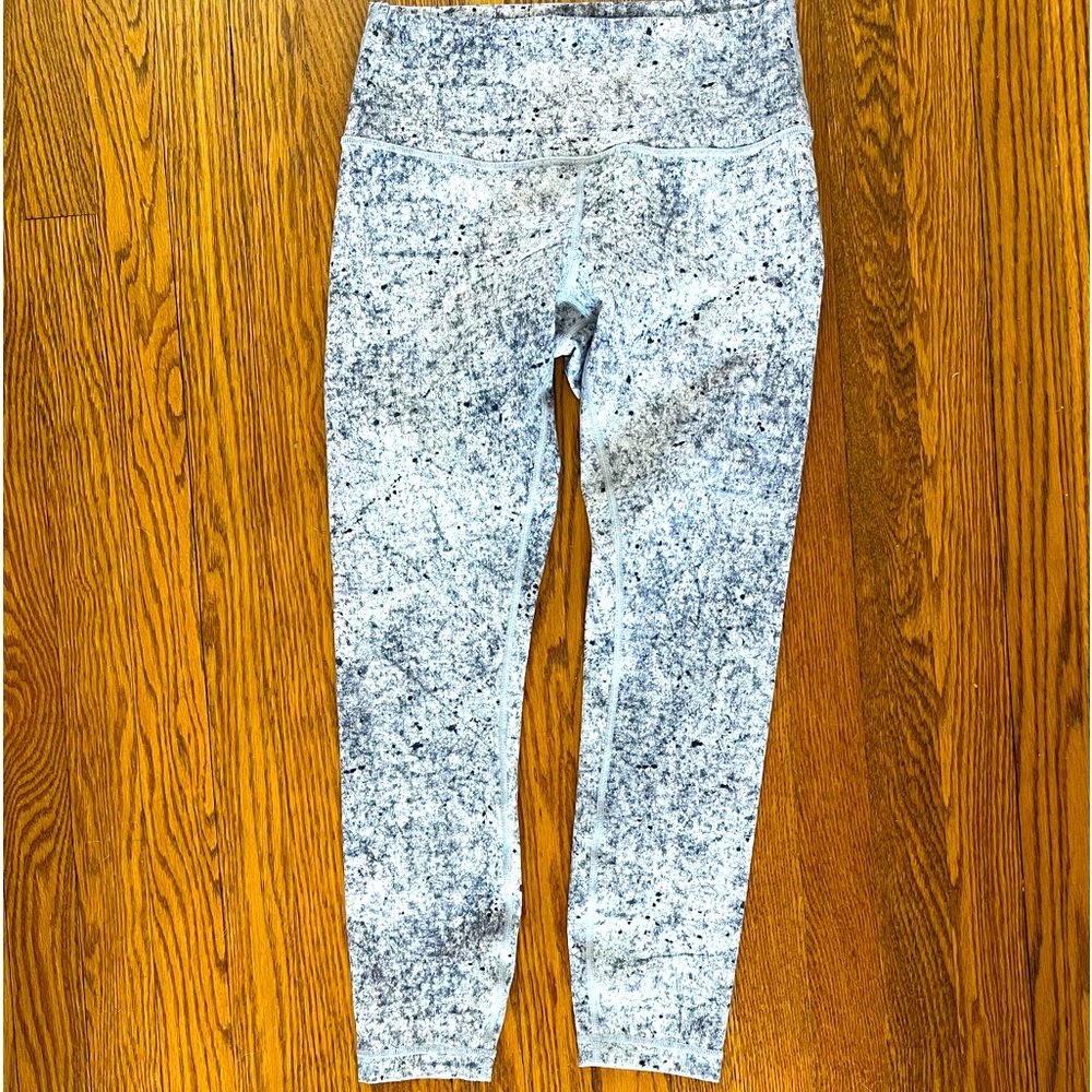 Lululemon Wunder Under size8